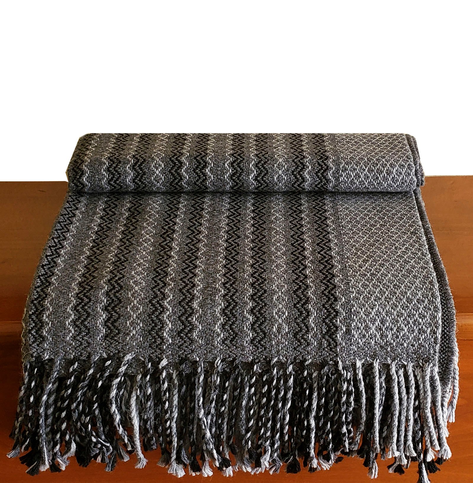 peruvian-alpaca-blankets-handcrafted-blue-gray-home-wholesale-export-winter-2
