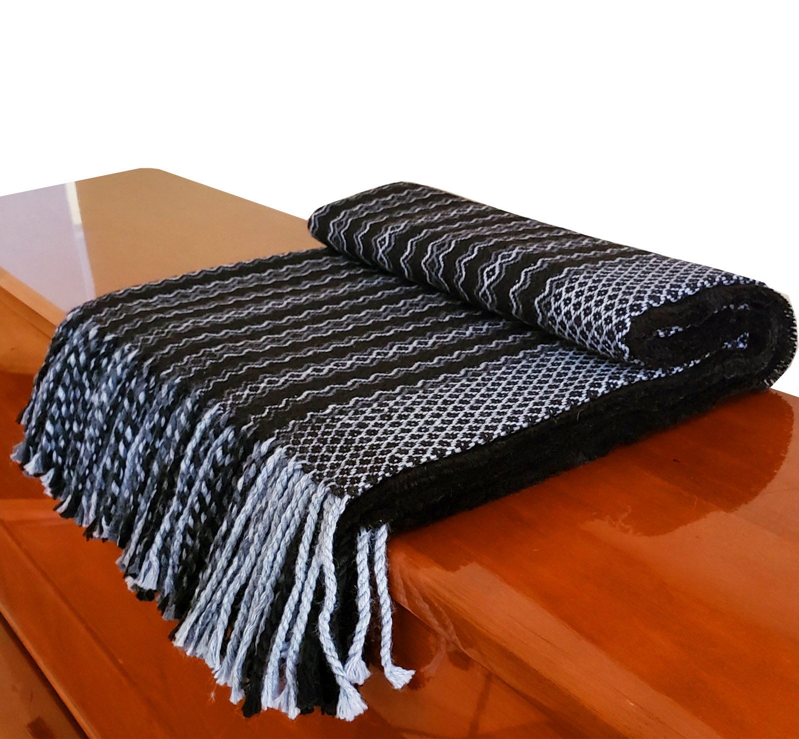 peruvian-alpaca-blankets-handicraft-black-gray-home-wholesale-export-winter-1