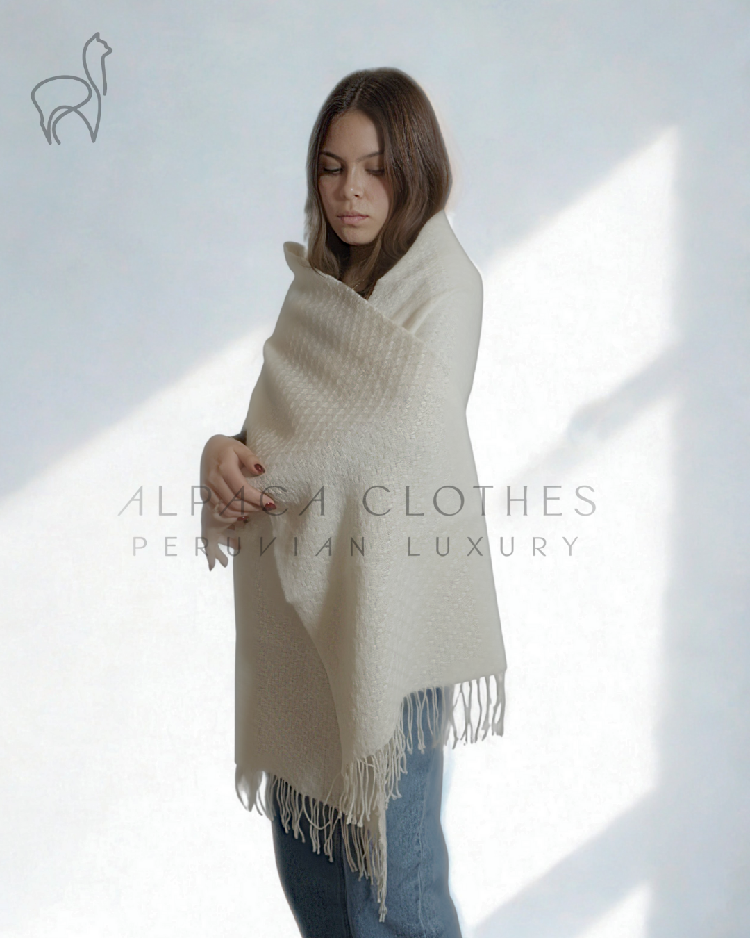 Peruvian_babyalpaca_pashminas_white_shawls_wholesale_alpaca_clothes_8